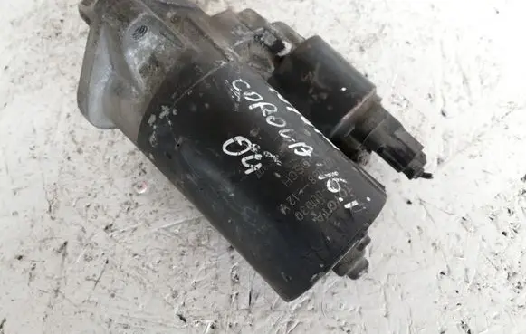 Toyota Corolla Verso AR10 Starter motor 0001107088
