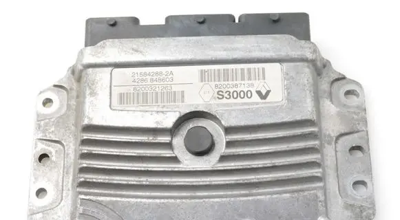 Renault Megane II Engine control unit/module 8200387138