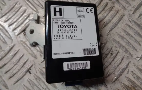 Toyota Yaris Door central lock control unit/module 897400D100