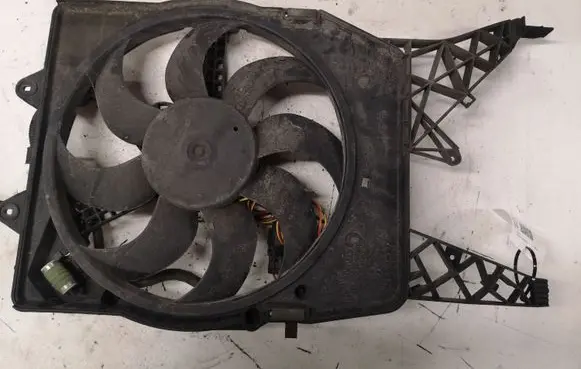 Opel Corsa C Electric radiator cooling fan 466119570 55703933 M13005100