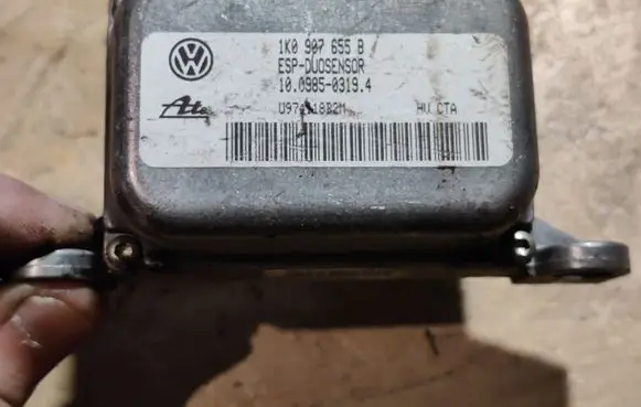 Volkswagen Golf V ESP acceleration yaw rate sensor 1K0907655B