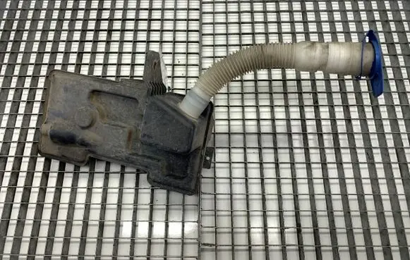 Volkswagen Tiguan Windshield washer fluid reservoir/tank 5N0955453