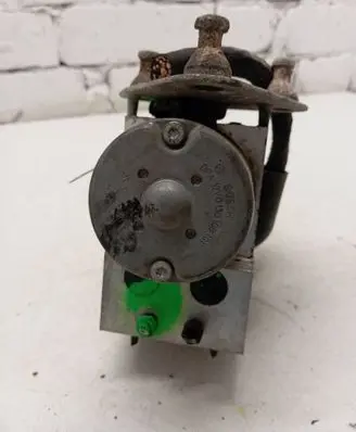 Mercedes-Benz Vito Viano W638 ABS Pump 0265220491