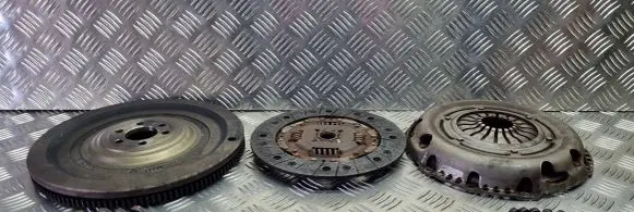 Volkswagen Caddy Clutch set kit 036141032 161878002414 030105271M