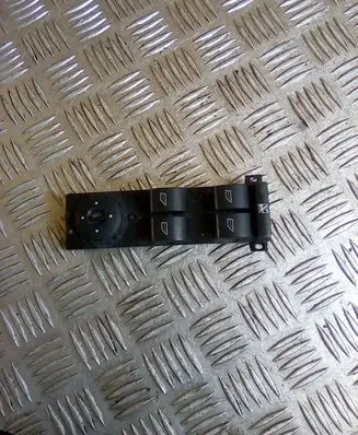 Ford Focus Electric window control switch 3M5T14A132AF