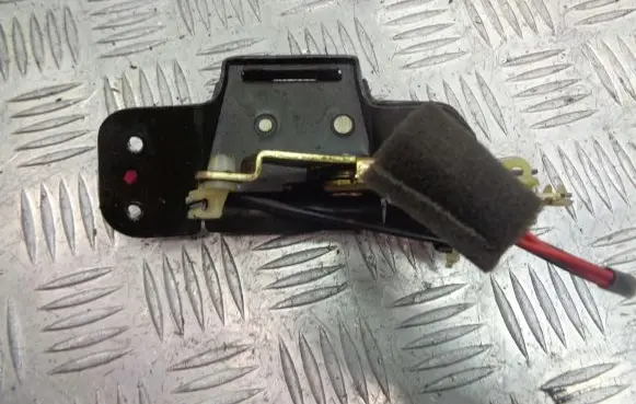 Chevrolet Lacetti Tailgate exterior lock 