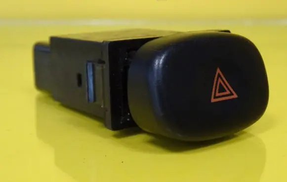 Hyundai Accent Hazard light switch