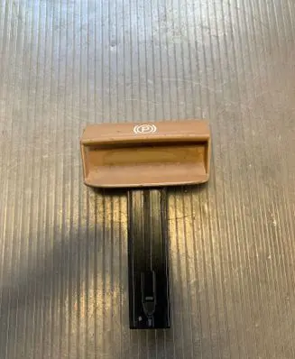 Porsche Cayenne (9PA) Hand brake release handle 90630