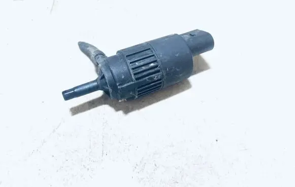 Nissan Qashqai Windscreen/windshield washer pump