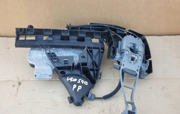 Volvo C30 Door (2 Door Coupe) 985915