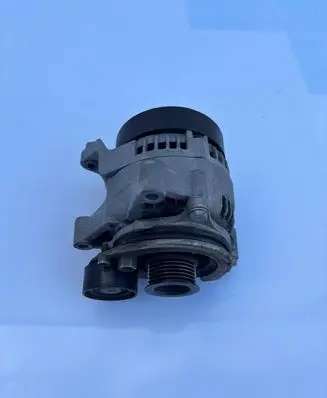 BMW 1 F40 Generator/alternator 8680374 1042119870