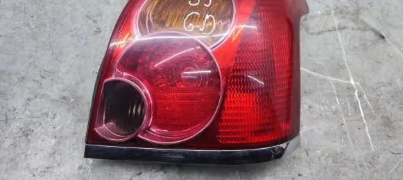 Toyota Avensis T250 Rear/tail lights