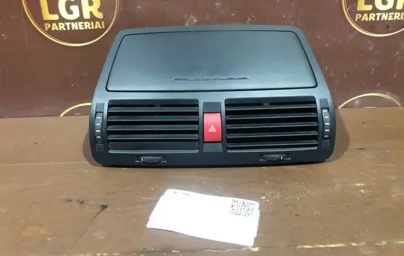 Skoda Octavia Mk2 (1Z) Glove box 1Z0820951