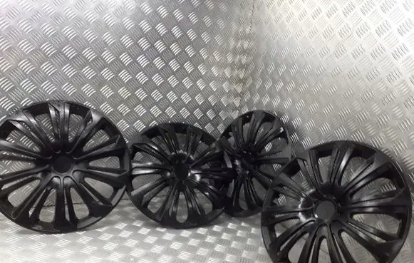 Subaru Forester SH R16 wheel hub/cap/trim 