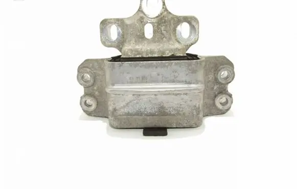 Volkswagen PASSAT B7 Engine mount bracket 3C0199555