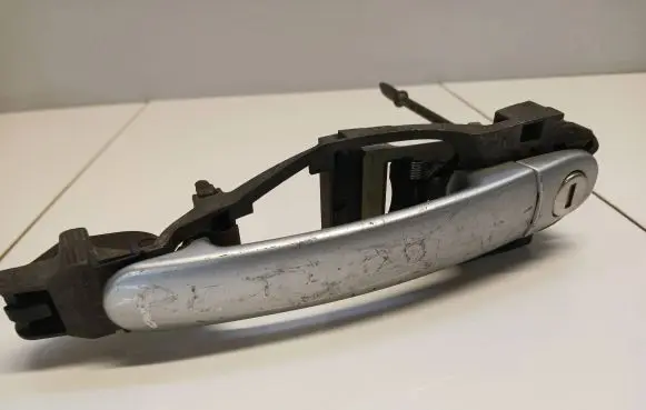 Audi TT Mk1 Front door exterior handle 3B0837885