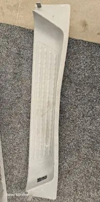 Volkswagen Transporter - Caravelle T5 Sill 7H0863725 7H0863725F