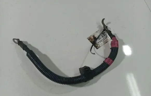 Toyota Auris 150 Positive cable (battery)