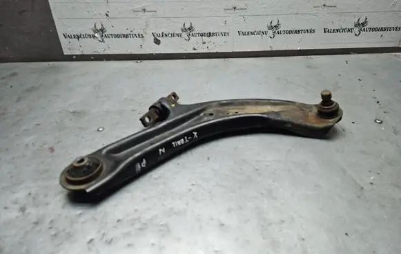Front lower control arm/wishbone