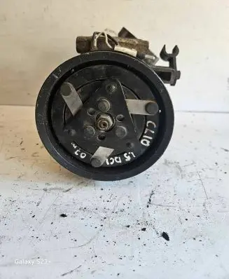 Renault Clio III Air conditioning (A/C) compressor (pump) 8200315244 47S931154 S06V12