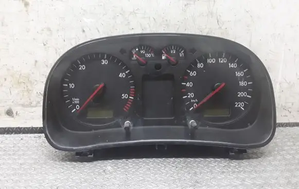 Volkswagen Golf IV Speedometer (instrument cluster) 1J0919860B