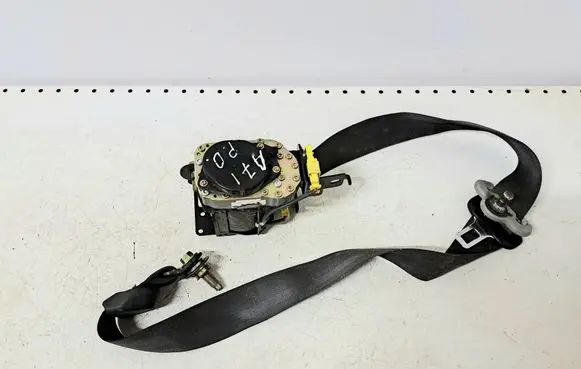 Honda Accord Front seatbelt