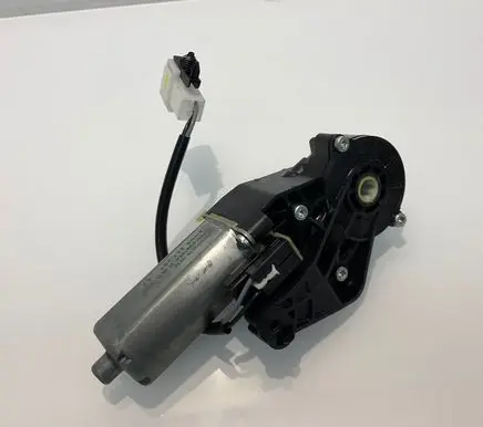 Mercedes-Benz E W211 Seat adjustment motor 0390203207
