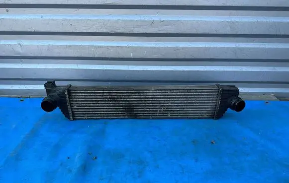 Opel Movano B Intercooler radiator 144960015R T0832005