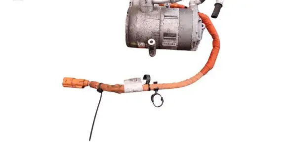 Volkswagen PASSAT B8 Air conditioning (A/C) compressor (pump) 5QE816803