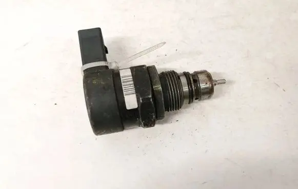 Fuel pressure sensor