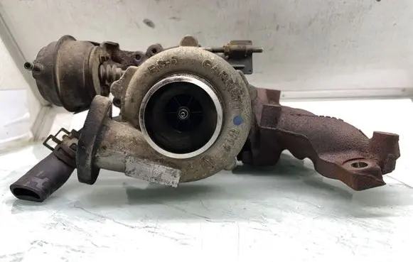 Opel Astra J Turbo 98053674 GTB1546V 7795914S