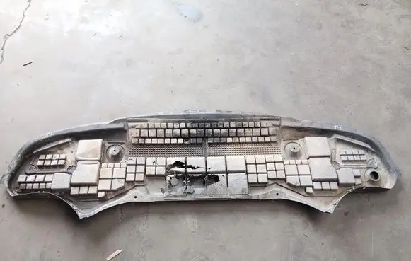 KIA Optima Engine splash shield/under tray A2115204423