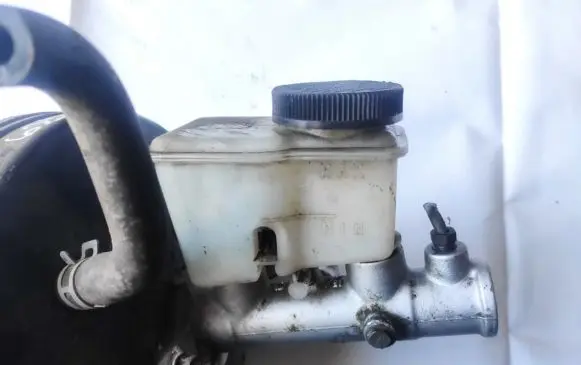 Mazda 626 Master brake cylinder 834-04325