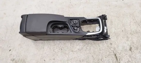 Opel Insignia A Center console 