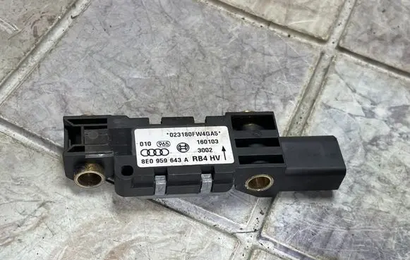 Airbag deployment crash/impact sensor