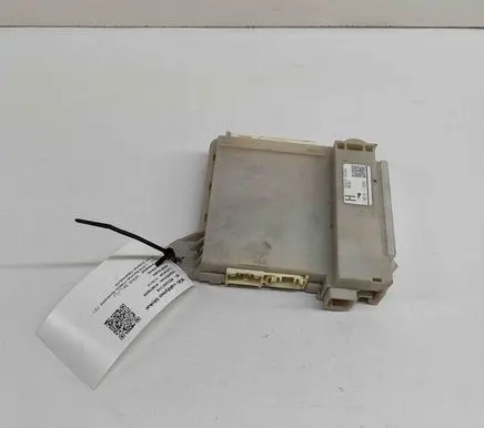 Lexus GS 250 350 300H 450H Current control relay 8267030360