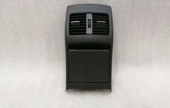 Mercedes-Benz A W176 Rear air vent grill A2468300502