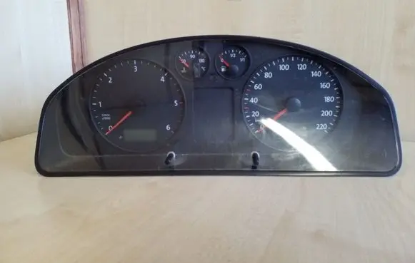 Volkswagen Transporter - Caravelle T5 Speedometer (instrument cluster) 7H0920850G