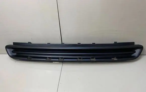 Peugeot 308 Front bumper lower grill 9674675177