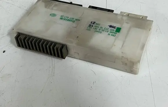 BMW 5 E39 Comfort/convenience module 8381962