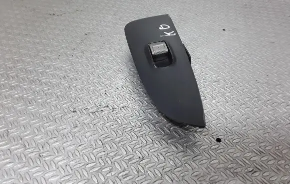 Honda CR-V Electric window control switch