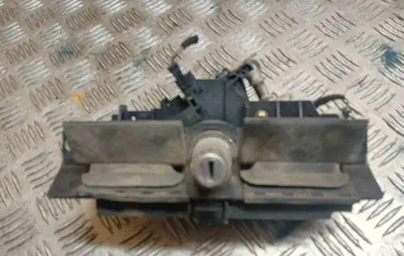 Audi A6 Allroad C5 Tailgate/trunk/boot exterior handle 8D9827569H 4B0827565H