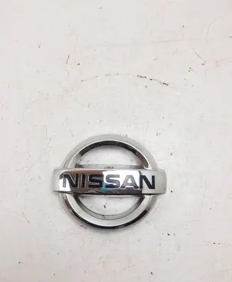 Nissan Navara D40 Manufacturer badge logo/emblem 62890EB300