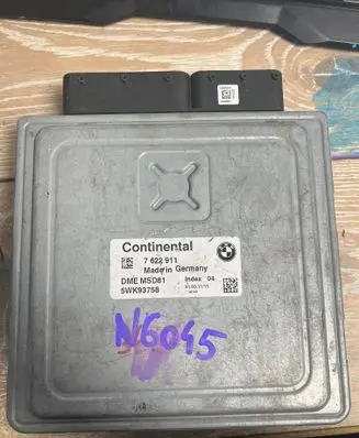 BMW 1 E82 E88 Engine control unit/module ECU 5WK93758 7622911