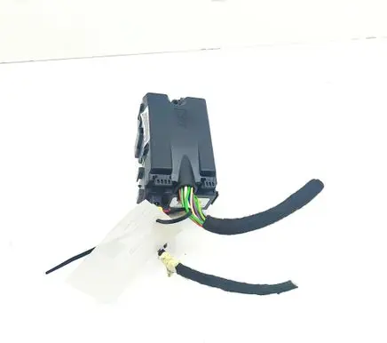 Peugeot 308 Fuse module 9806192580