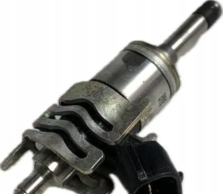 Toyota RAV 4 (XA50) Fuel injector 23250-25010