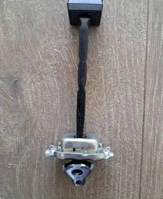 Honda HR-V Front door check strap stopper TVG