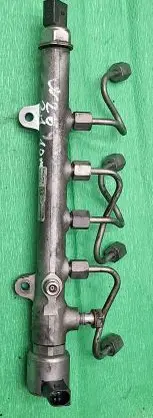 Mercedes-Benz C W204 Fuel main line pipe A651070049 RD0004