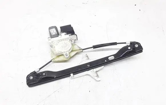 Volkswagen Jetta V Rear door window regulator with motor 1K0959704F 1K5839402B