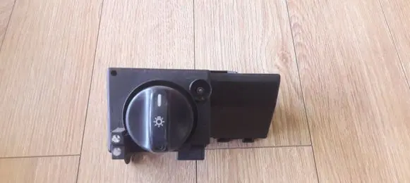Mercedes-Benz E W210 Light switch 2105451404